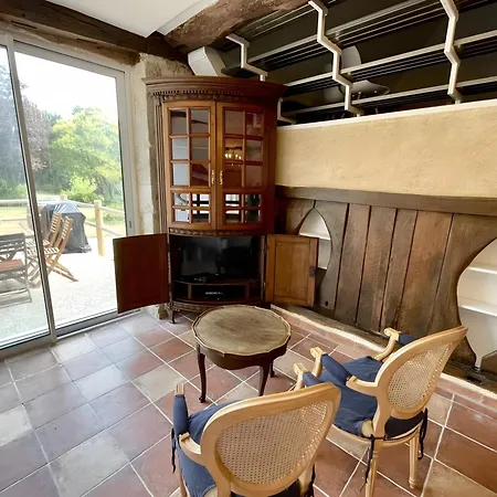 Сasa de vacaciones Dans Un Domaine Relaxant *